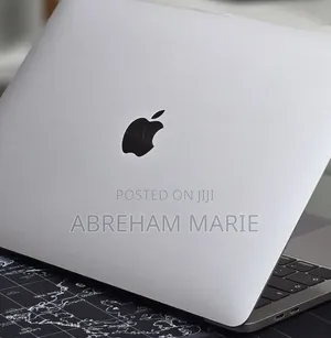 New Laptop Apple MacBook Pro 2019 16GB Intel Core i7 SSD 1T