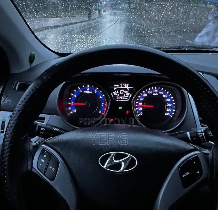 Hyundai Elantra 2014