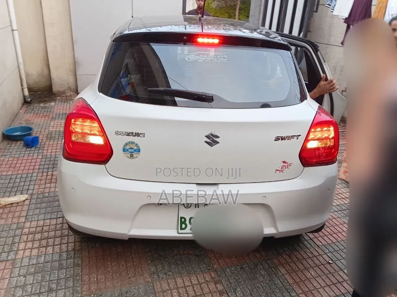Suzuki Swift 2022 White