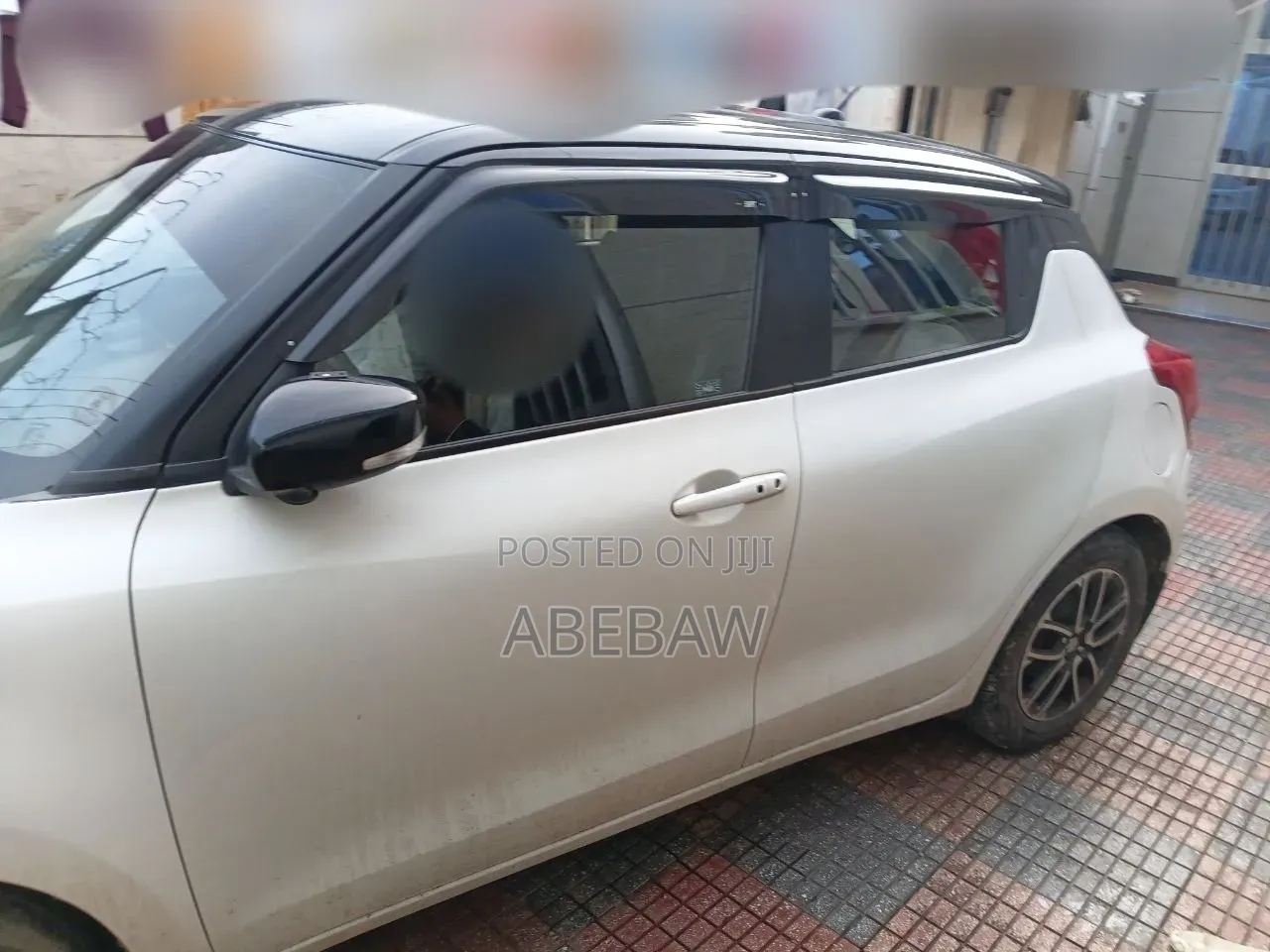 Suzuki Swift 2022 White