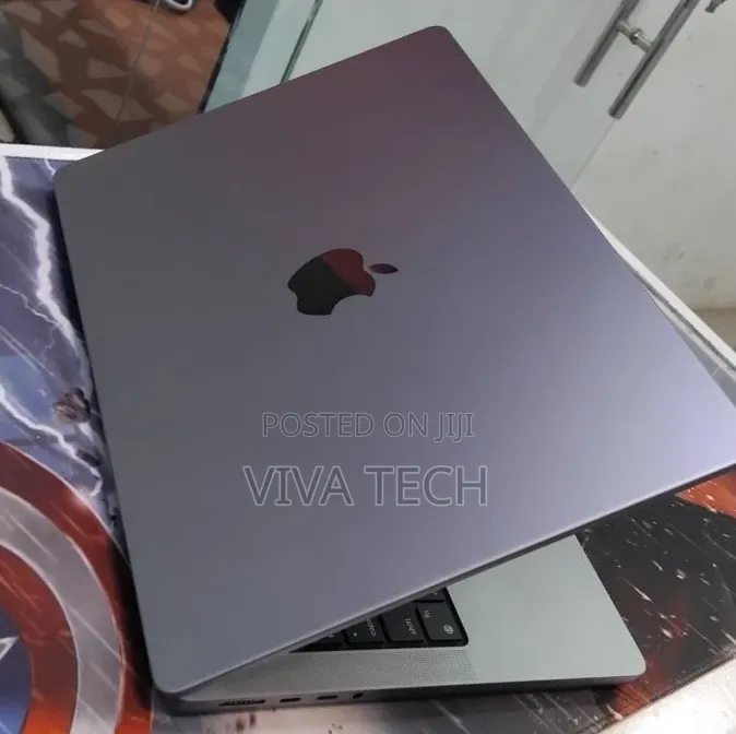 New Laptop Apple MacBook Pro 2021 M1 32GB Apple M1 Pro SSD 512GB