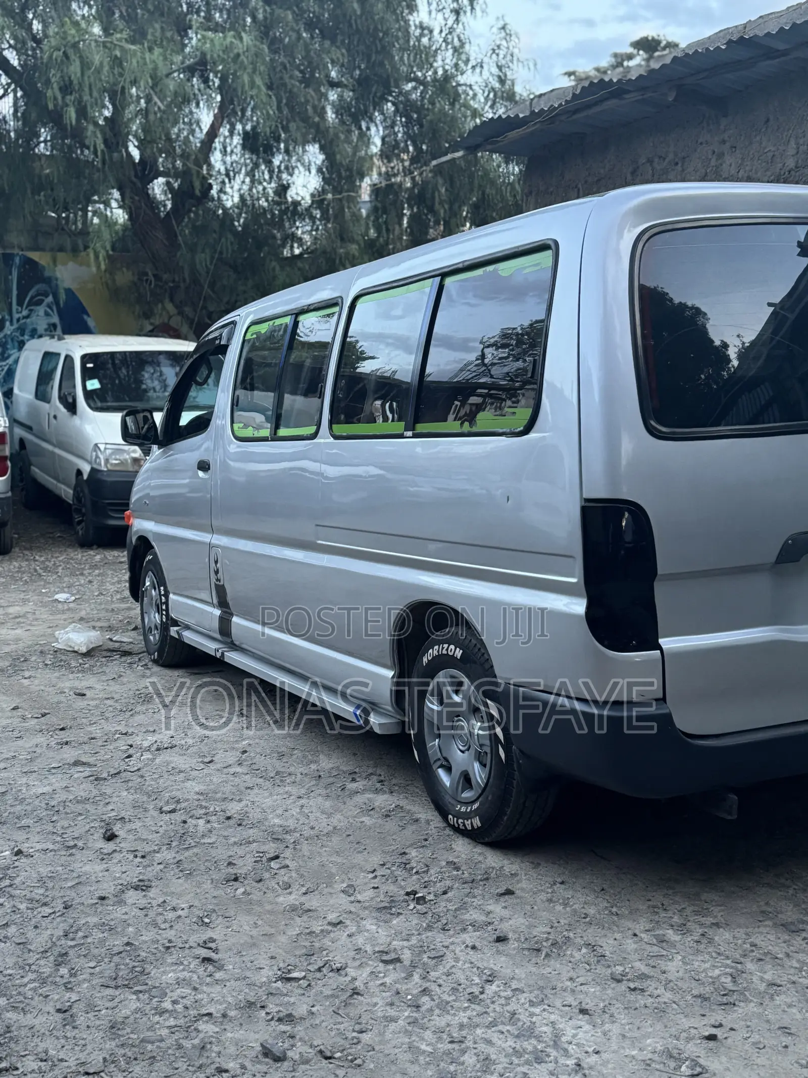 Toyota HiAce 2006 Silver