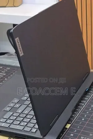 New Laptop Lenovo LOQ 15ARP9 16GB Intel Core i5 SSD 512GB