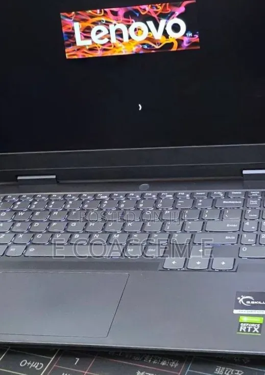 New Laptop Lenovo LOQ 15ARP9 16GB Intel Core i5 SSD 512GB