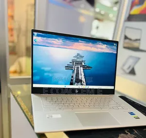 New Laptop HP Envy 15t 16GB Intel Core i7 SSD 512GB