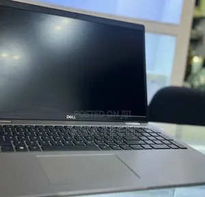 New Laptop Dell Latitude 15 3560 16GB Intel Core i7 SSD 512GB