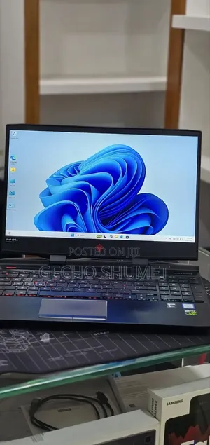 New Laptop HP Omen 15 16GB Intel Core i7 SSD 128GB