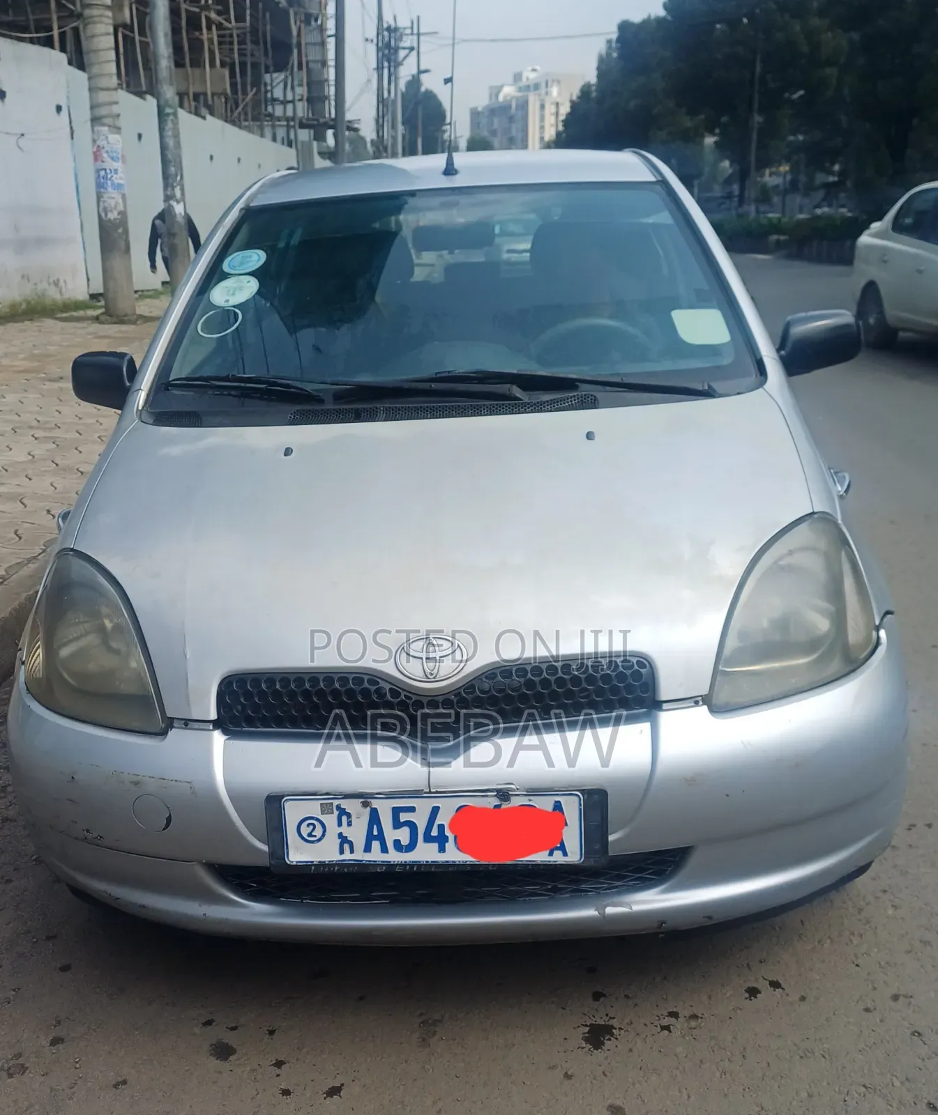 Toyota Vitz 2001 Silver