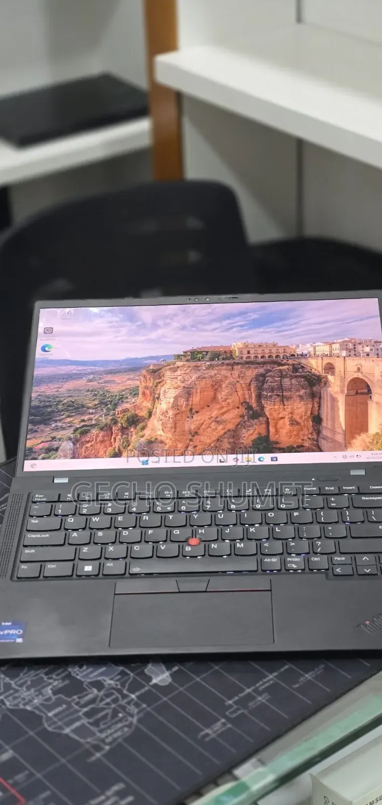 New Laptop Lenovo ThinkPad X1 Carbon 16GB Intel Core i7 SSD 512GB