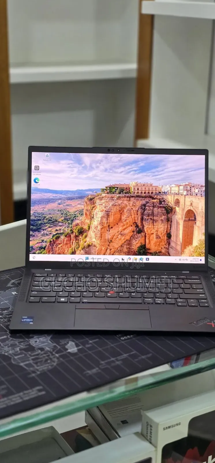 New Laptop Lenovo ThinkPad X1 Carbon 16GB Intel Core i7 SSD 512GB