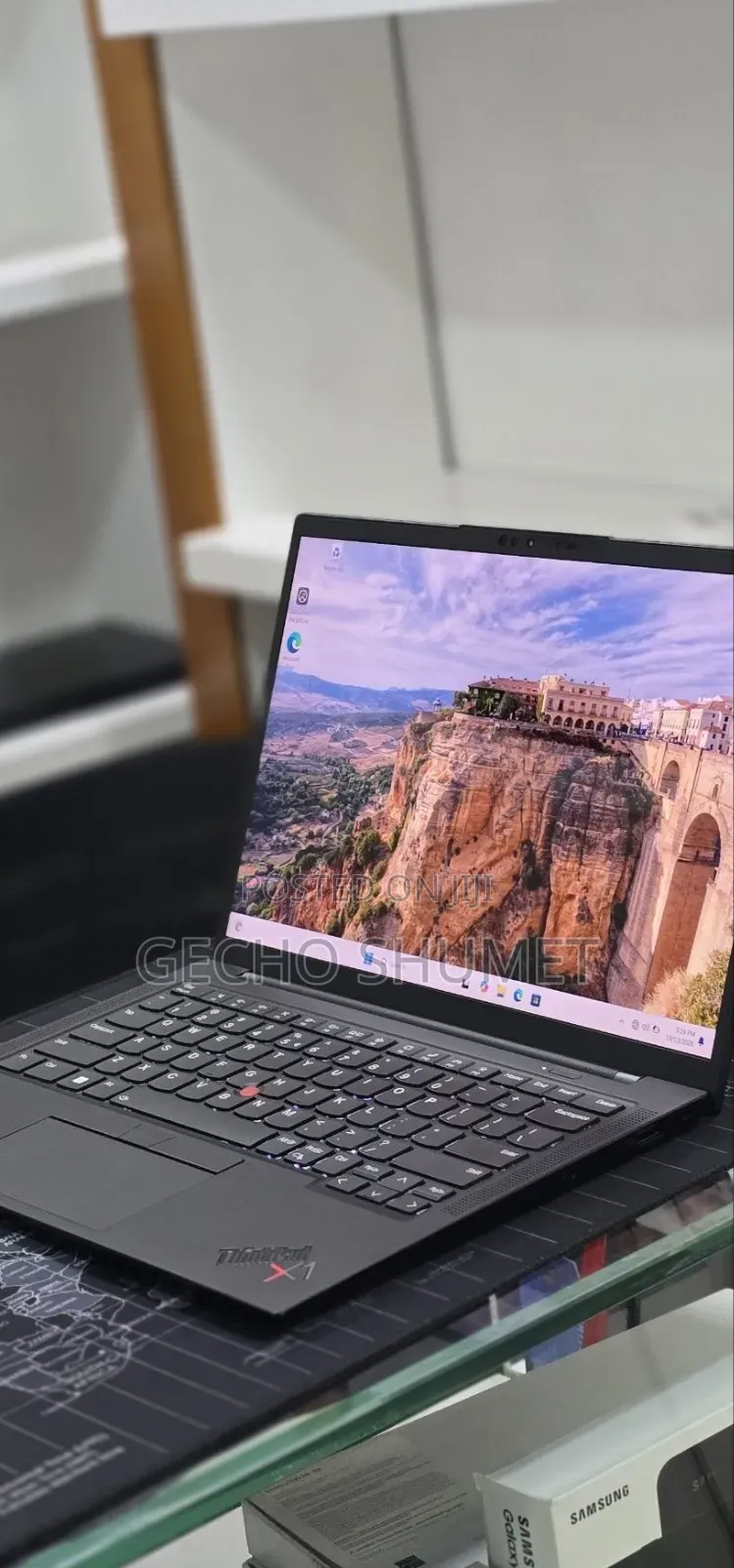 New Laptop Lenovo ThinkPad X1 Carbon 16GB Intel Core i7 SSD 512GB