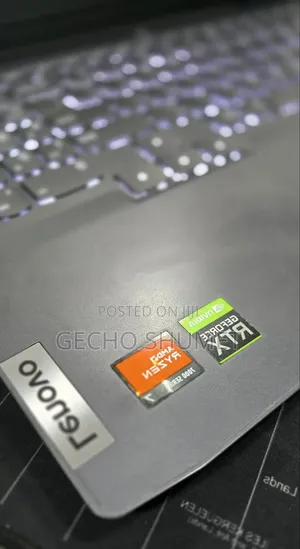 New Laptop Lenovo 16GB AMD Ryzen 7 SSD 512GB