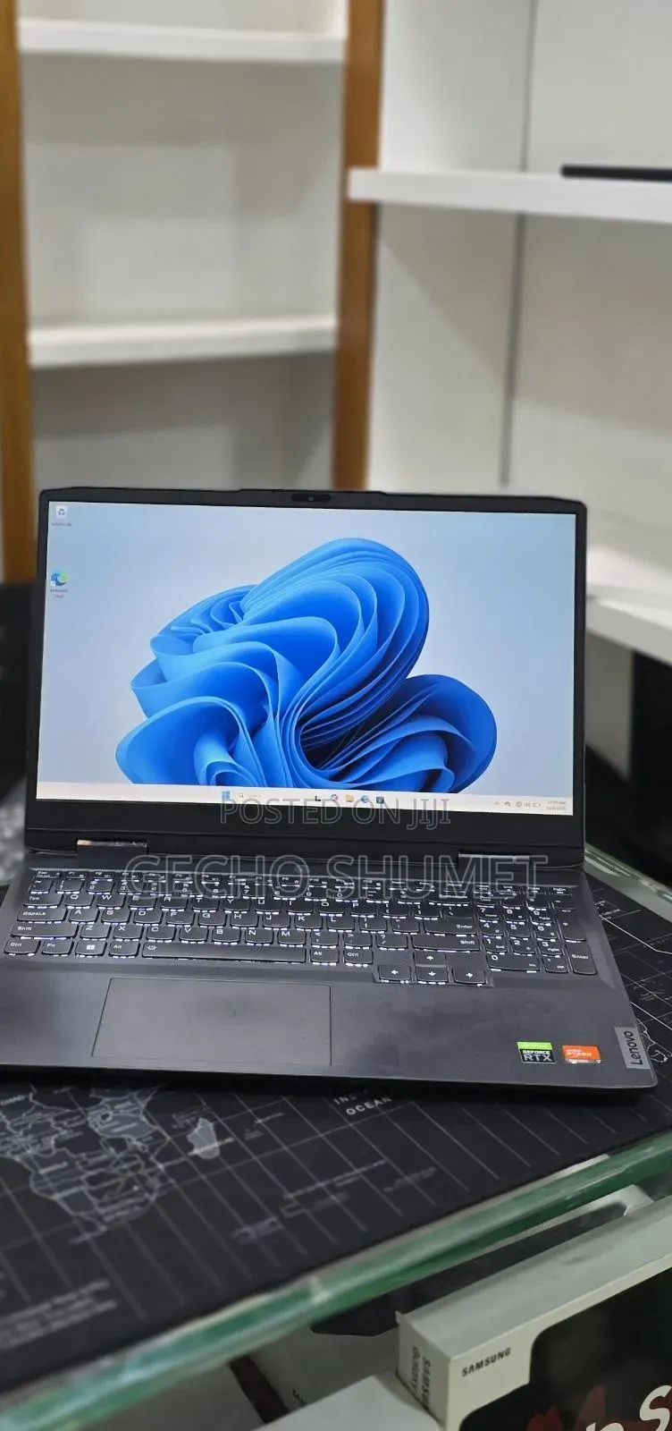 New Laptop Lenovo 16GB AMD Ryzen 7 SSD 512GB