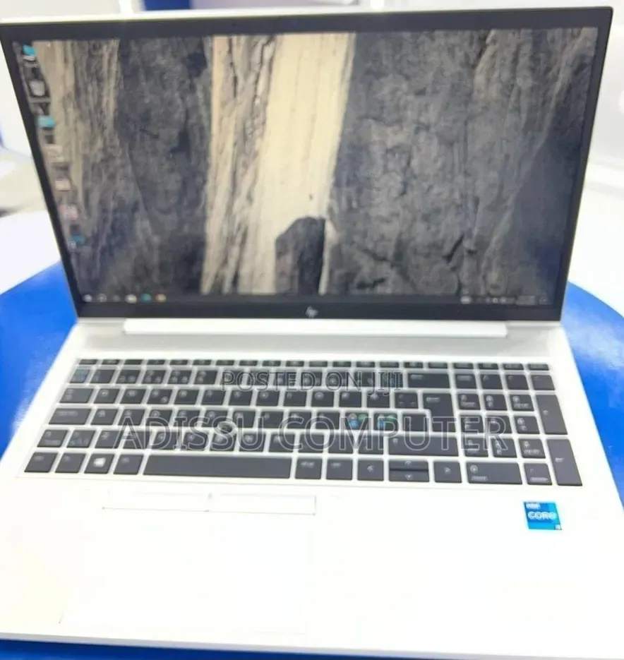 New Laptop HP EliteBook 850 G8 16GB Intel Core i5 SSD 512GB