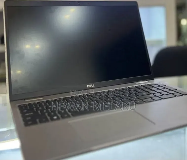 New Laptop Dell 16GB Intel Core i7 SSD 512GB