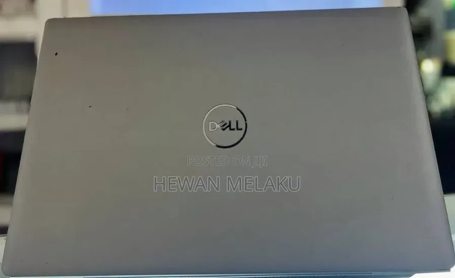 New Laptop Dell 16GB Intel Core i7 SSD 512GB
