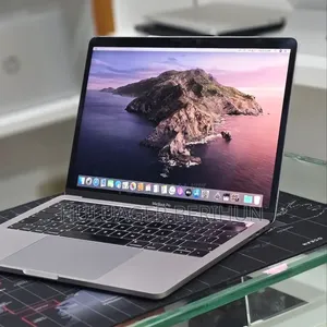 New Laptop Apple MacBook Pro 2019 16GB Intel Core i7 SSD 1T