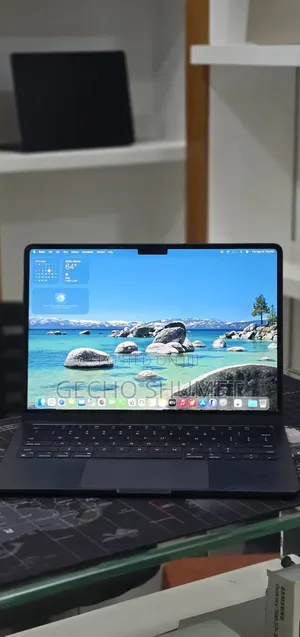 New Laptop Apple MacBook Air 2025 M4 16GB Apple M4 SSD 256GB