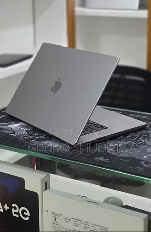 New Laptop Apple MacBook Pro 2023 M2 Pro 16GB Apple M2 SSD 1T