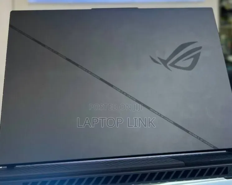 New Laptop Asus ROG Strix G15 16GB Intel Core i9 SSD 1T