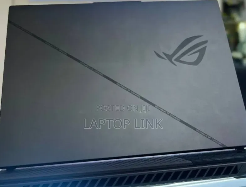 New Laptop Asus ROG Strix G15 16GB Intel Core i9 SSD 1T