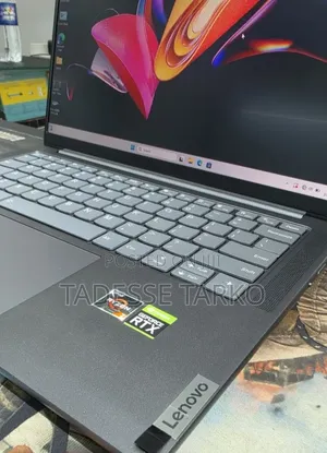 New Laptop Lenovo 16GB AMD Ryzen 7 SSD 512GB