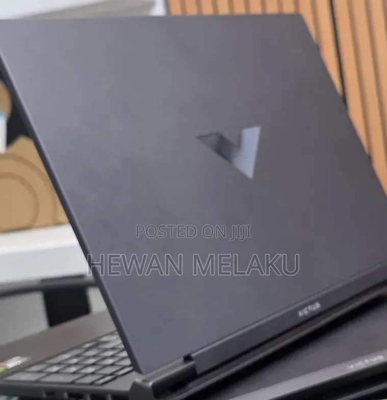 New Laptop HP Victus 16 16GB AMD Ryzen 7 SSD 512GB
