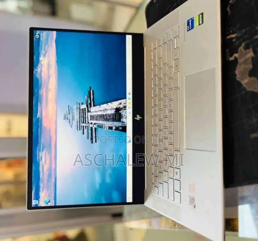 New Laptop HP Envy 15 16GB Intel Core i7 SSD 512GB