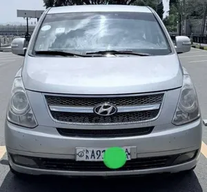 Hyundai Starex 2011 Silver