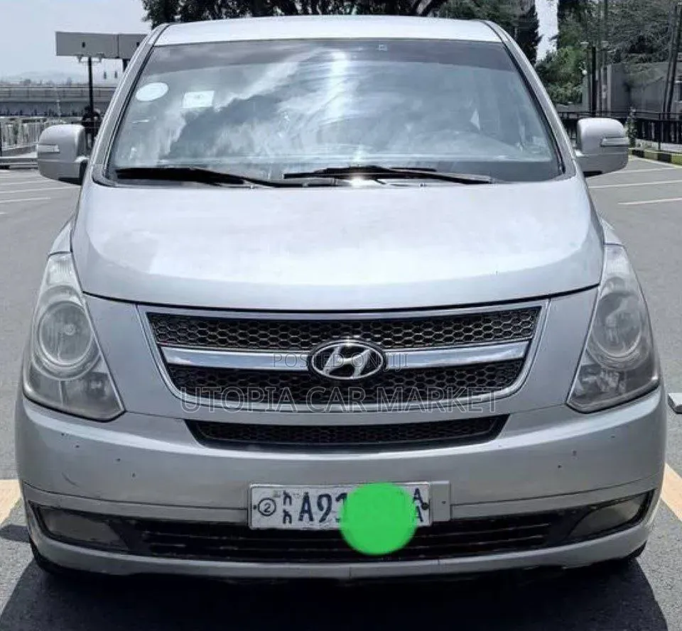 Hyundai Starex 2011 Silver
