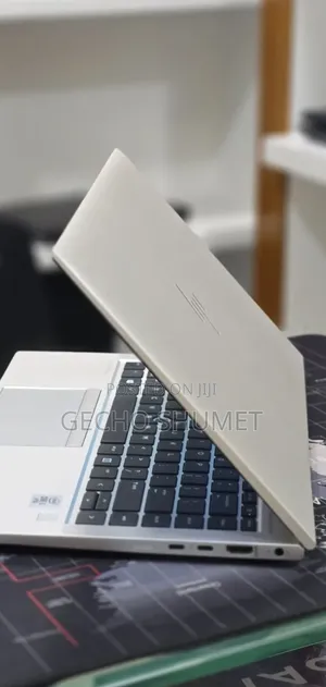 New Laptop HP EliteBook 840 G7 16GB Intel Core i5 SSD 512GB