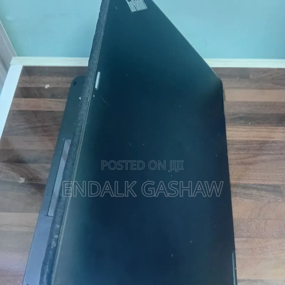Laptop Lenovo ThinkPad 11e 4GB Intel Pentium HDD 500GB
