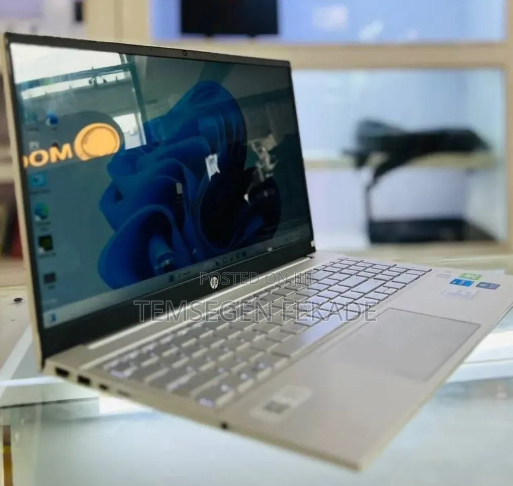 New Laptop HP Pavilion 15 16GB Intel Core i5 SSD 512GB