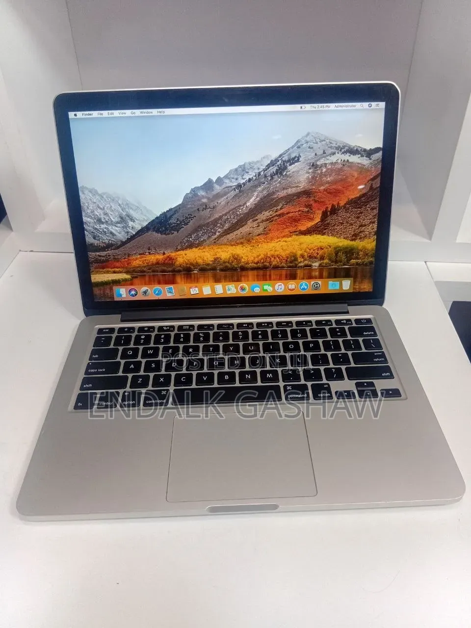 New Laptop Apple MacBook Pro 2013 8GB Intel Core i5 SSD 256GB
