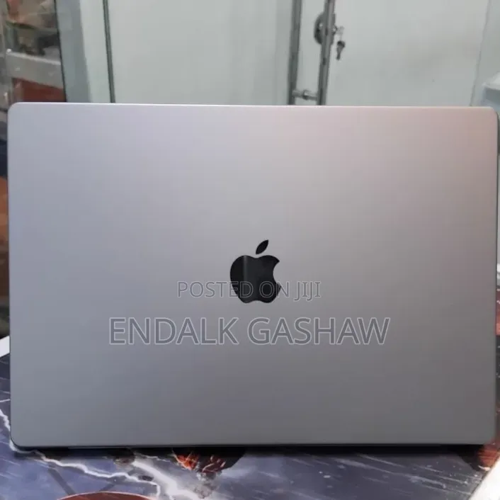 New Laptop Apple MacBook Pro 2021 M1 Max 64GB Apple M1 Max SSD 1T