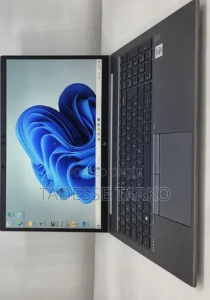 New Laptop HP 16GB Intel Core i7 SSD 512GB