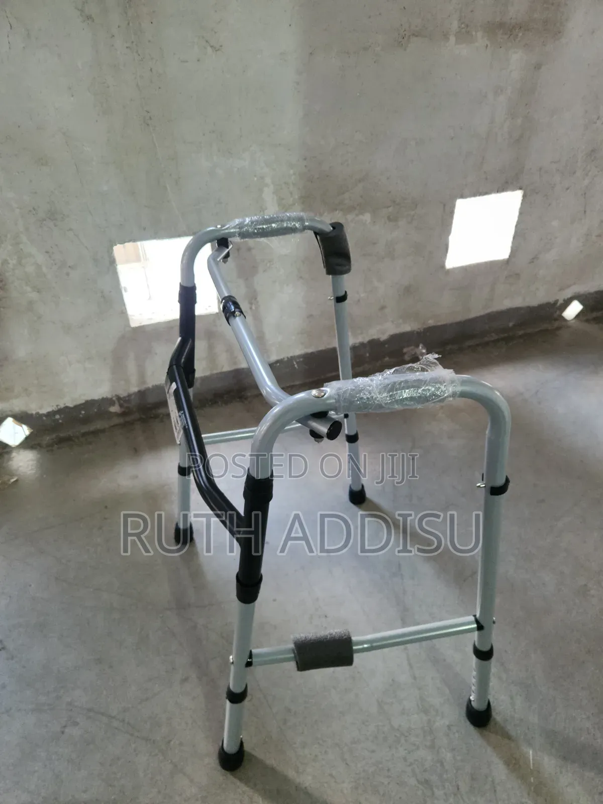 Walker Stainless軟弱almunium Adjustable Height Walkee寄給walker甫一walker