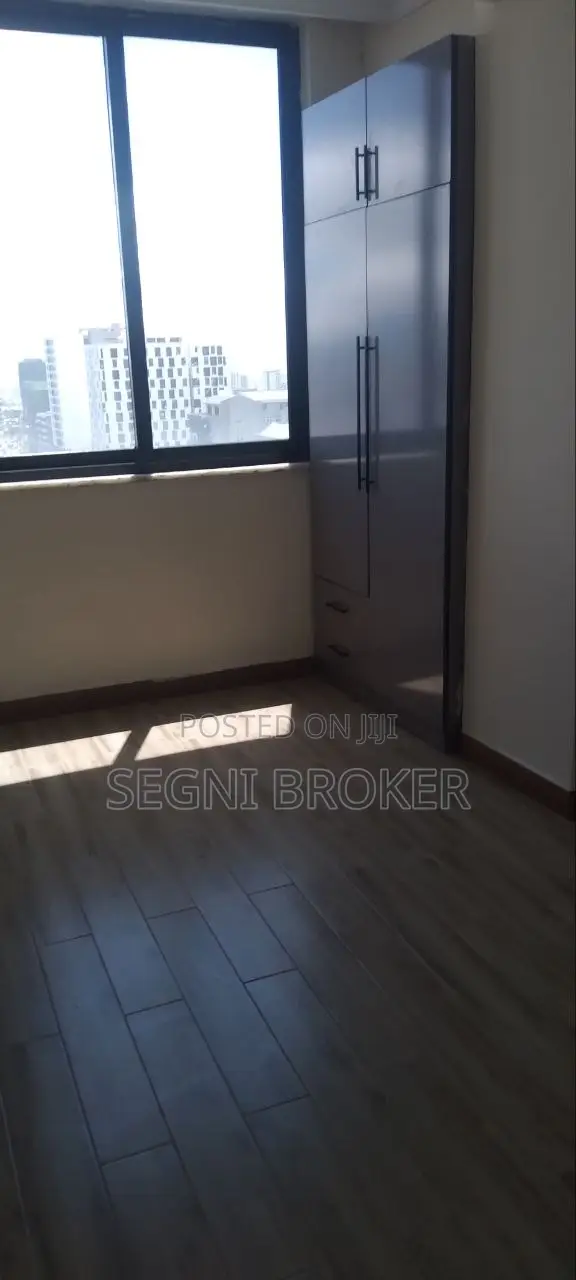 4bdrm Apartment in Ayat, Bole for rent
