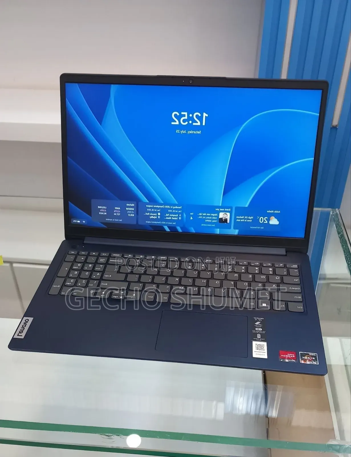 New Laptop Lenovo IdeaPad 1 8GB AMD Ryzen 5 SSD 256GB