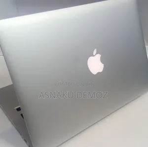 New Laptop Apple MacBook Pro 2013 8GB Intel Core i5 SSD 256GB