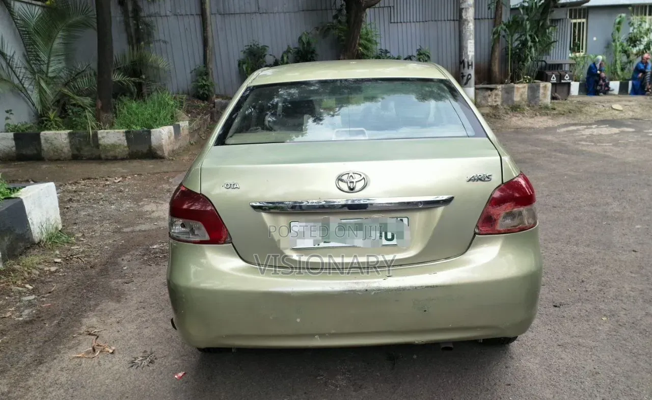 Toyota Yaris 2007 Green