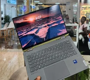 New Laptop Lenovo Yoga 7 15ITL5 16GB Intel Core Ultra 7 SSD 512GB