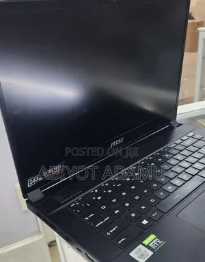 New Laptop MSI GP75 Leopard 16GB Intel Core i7 HDD+SSD 512GB