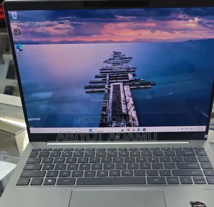 New Laptop HP Pavilion 14 16GB AMD Ryzen 7 SSD 512GB