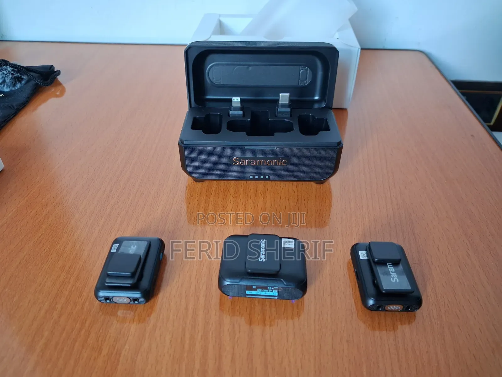 4-in-1 Wireless Microphone System