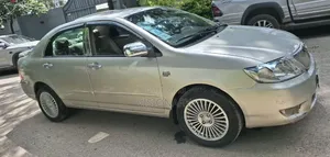 Toyota Corolla 2006 Gold