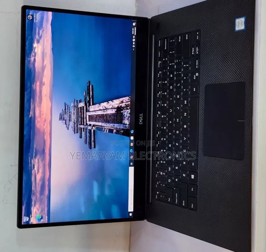 New Laptop Dell Precision 5560 16GB Intel Core i7 SSD 512GB