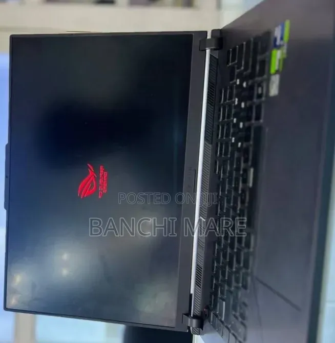 New Laptop Asus ROG Strix G16 16GB Intel Core i9 SSD 1T