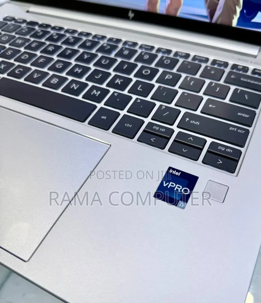 New Laptop HP EliteBook 840 G10 16GB Intel Core i7 SSD 512GB