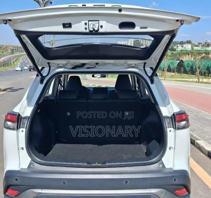 Toyota Frontlander 2024 White